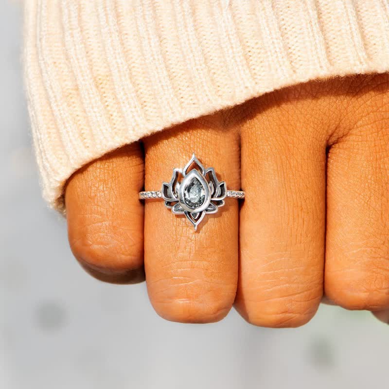 Anello di protezione con benedizione in zircone e loto in argento sterling Buddha Stones - Image 6