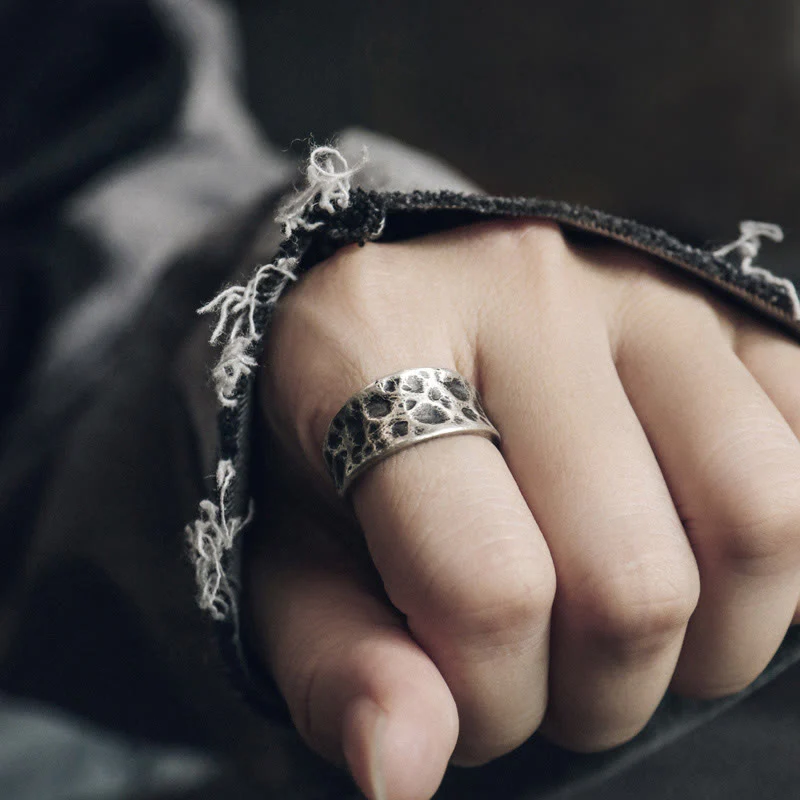 Anello di protezione con motivo a texture a rilievo in argento sterling 925 Buddha Stones - Image 4