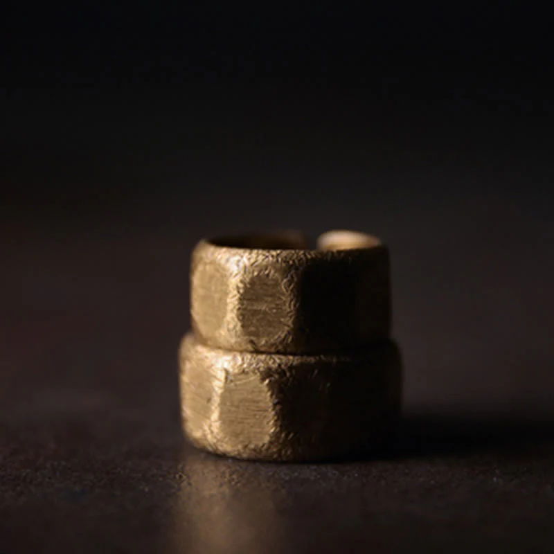 Anello di ricchezza tibetano in ottone e rame satinato dal design semplice - Image 17