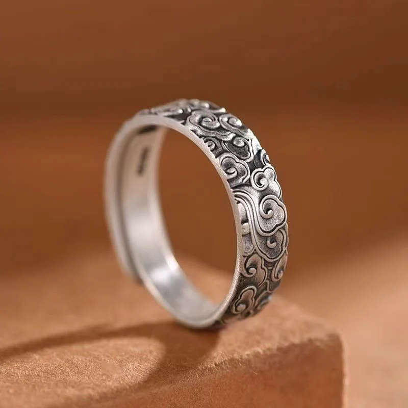 Anello portafortuna con motivo nuvole di buon auspicio vintage Buddha Stones
