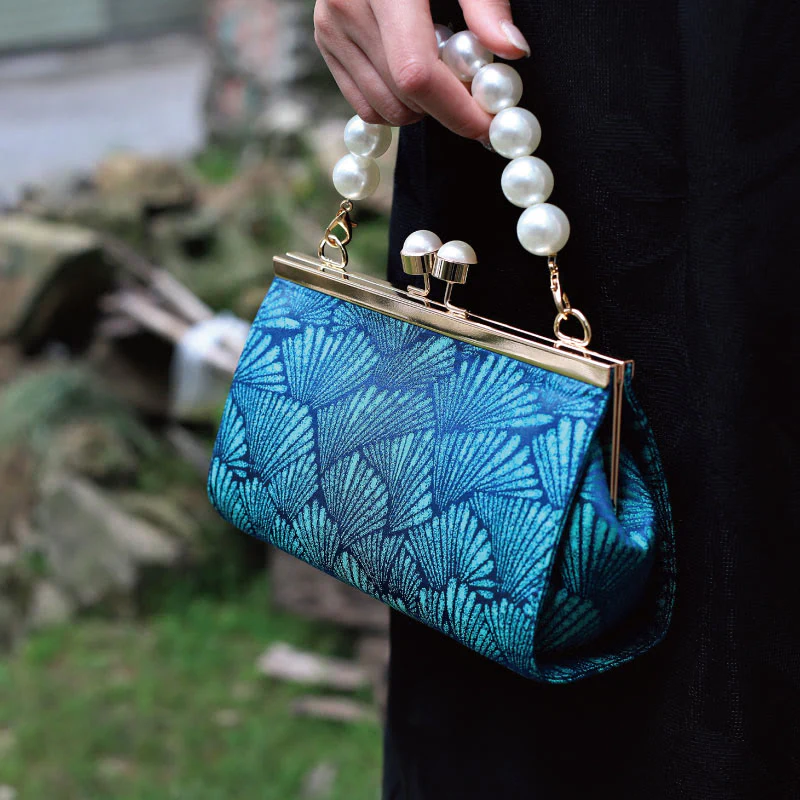 Borsa a mano in metallo perlato con motivo a foglia blu pavone vintage Buddha Stones - Image 2