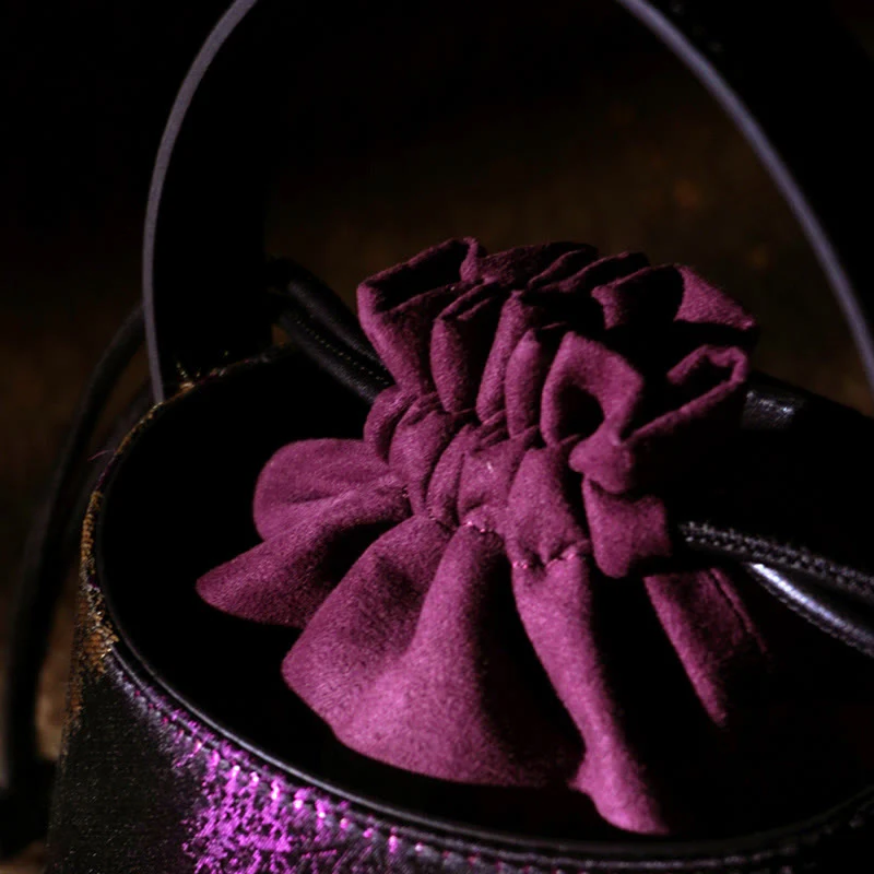 Borsa a tracolla in broccato con scritta "Butterfly Song" di Buddha Stones - Image 7