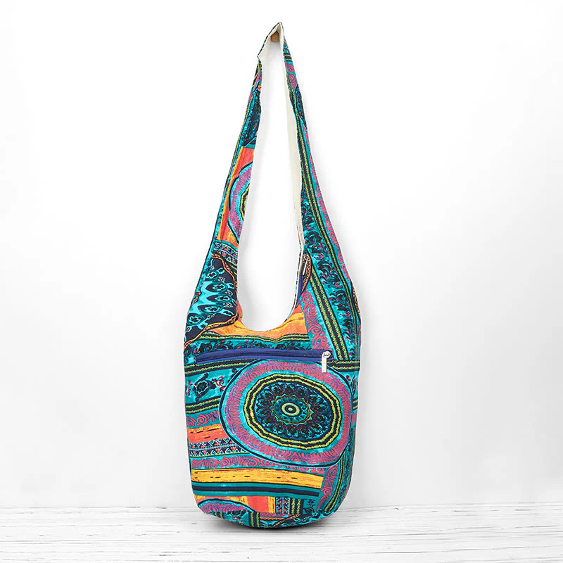 Borsa a tracolla in cotone con motivo a fiori blu Buddha Stones - Image 3
