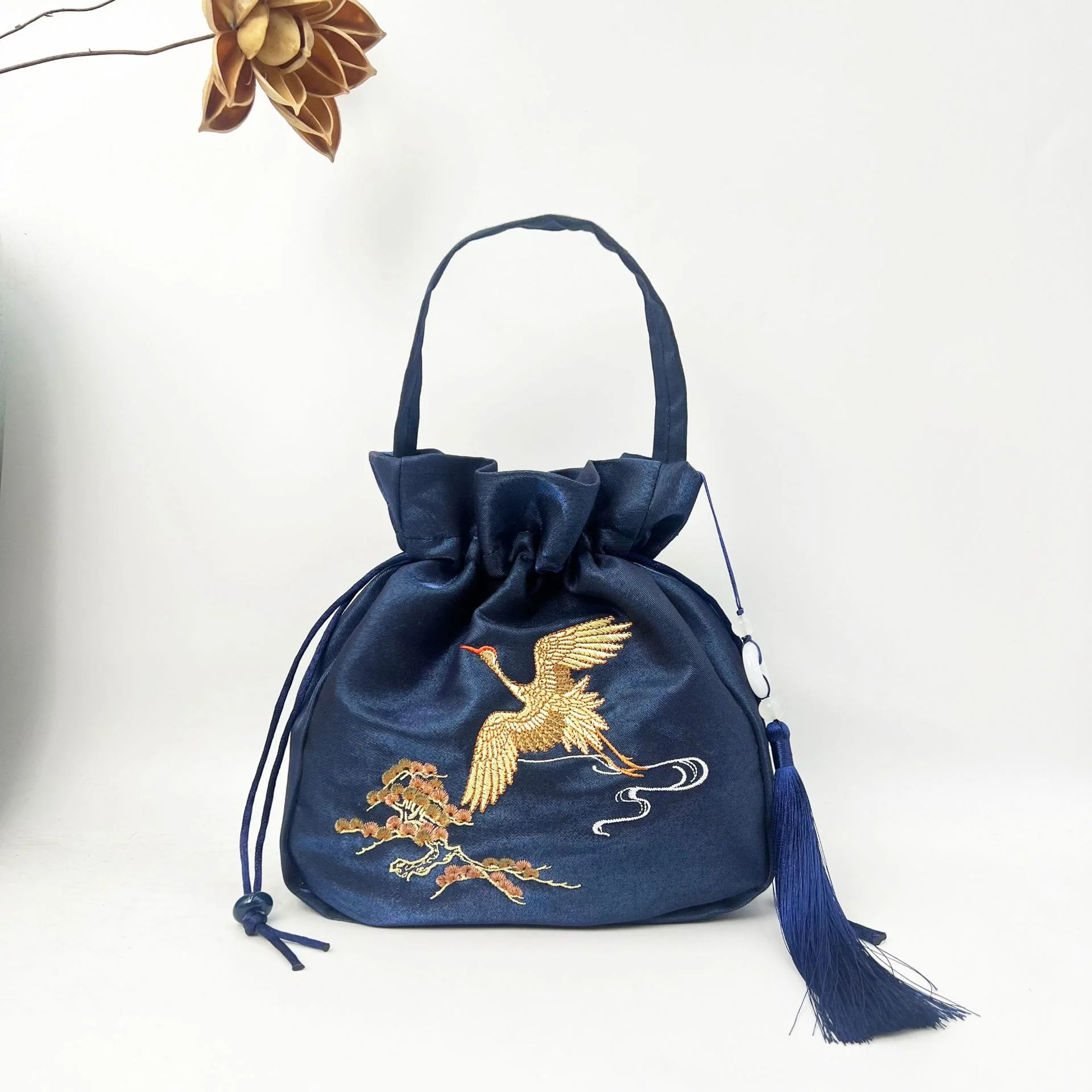 Borsa a tracolla in cotone e lino con Buddha Stones ricamate, motivo: loto, pesce Koi, gru, camelia, borsa a tracolla - Image 8