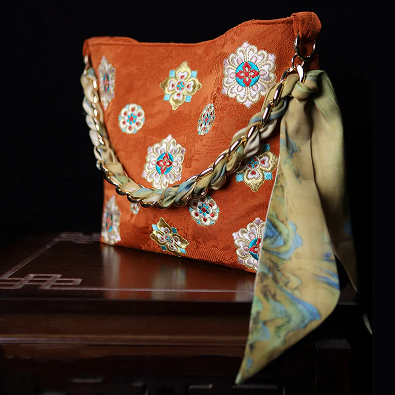 Borsa a tracolla per lo shopping in raso con ricamo Buddha Stones Su Journey - Image 10