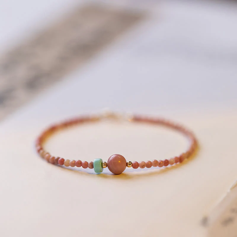 Bracciale a catena con energia amorevole in rodonite naturale placcato oro 14K Buddha Stones - Image 8
