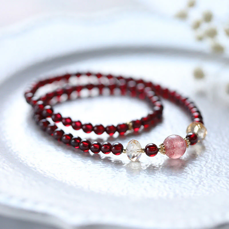 Bracciale Buddha Stones placcato oro 14K con quarzo fragola naturale e granato, stabilità a doppio giro - Image 3