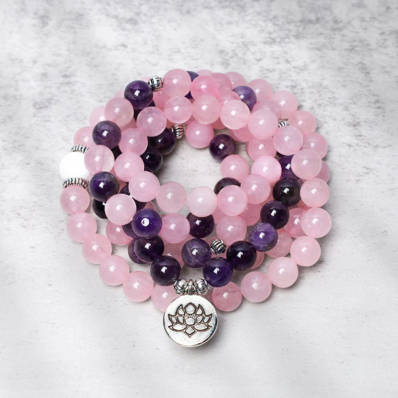 Bracciale con ciondolo di loto in perline di Mala in quarzo rosa naturale e ametista Buddha Stones - Image 2