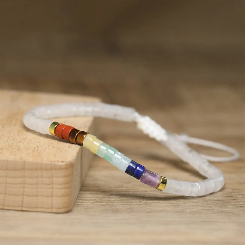 Bracciale con perline distanziatrici in onice nero e cristallo bianco naturale Buddha Stones - Image 2
