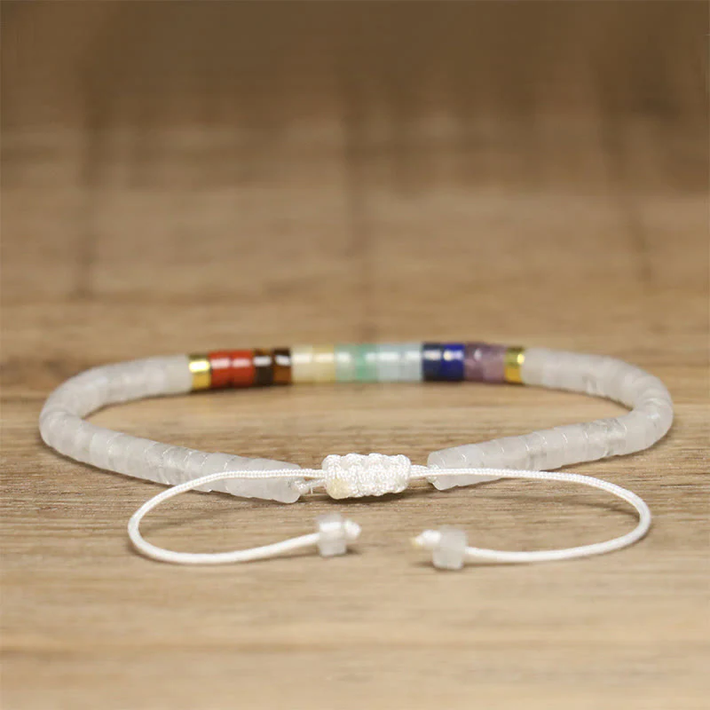 Bracciale con perline distanziatrici in onice nero e cristallo bianco naturale Buddha Stones - Image 4