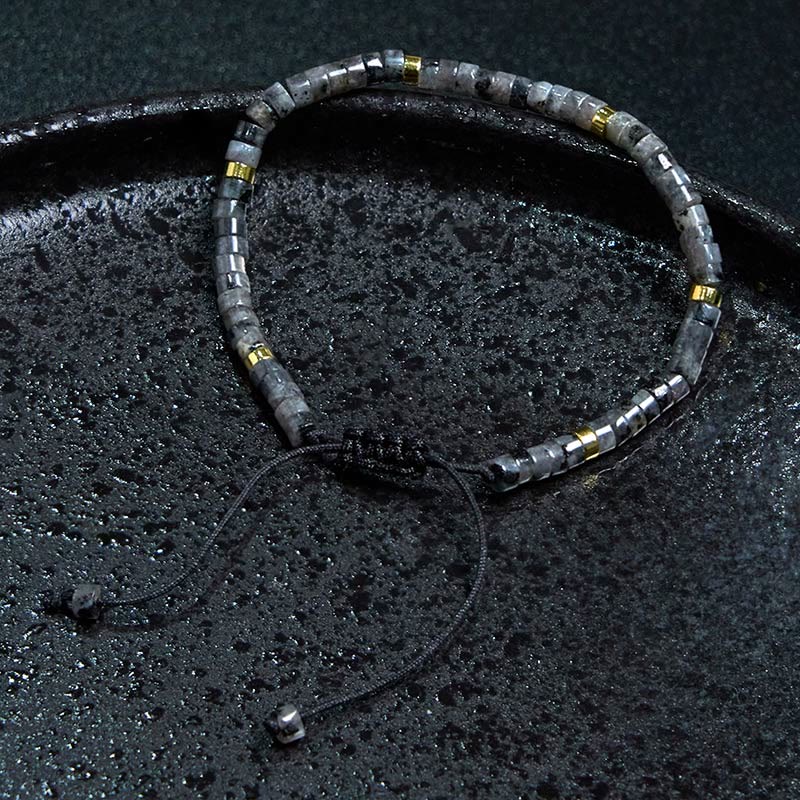 Bracciale con perline distanziatrici in pietra nera naturale con glitter Buddha Stones - Image 3
