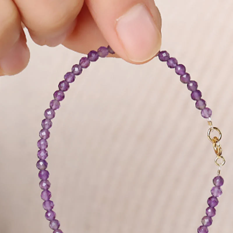Bracciale di consapevolezza spirituale in rame placcato oro 14k con perline ultrasottili in ametista naturale da 3 mm Buddha Stones - Image 10
