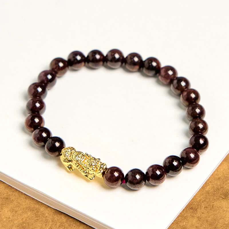 Bracciale di protezione PiXiu con perle di granato naturale Buddha Stones - Image 4