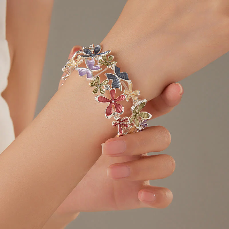 Bracciale elastico in lega con Buddha Stones, farfalle colorate e fiori - Image 3