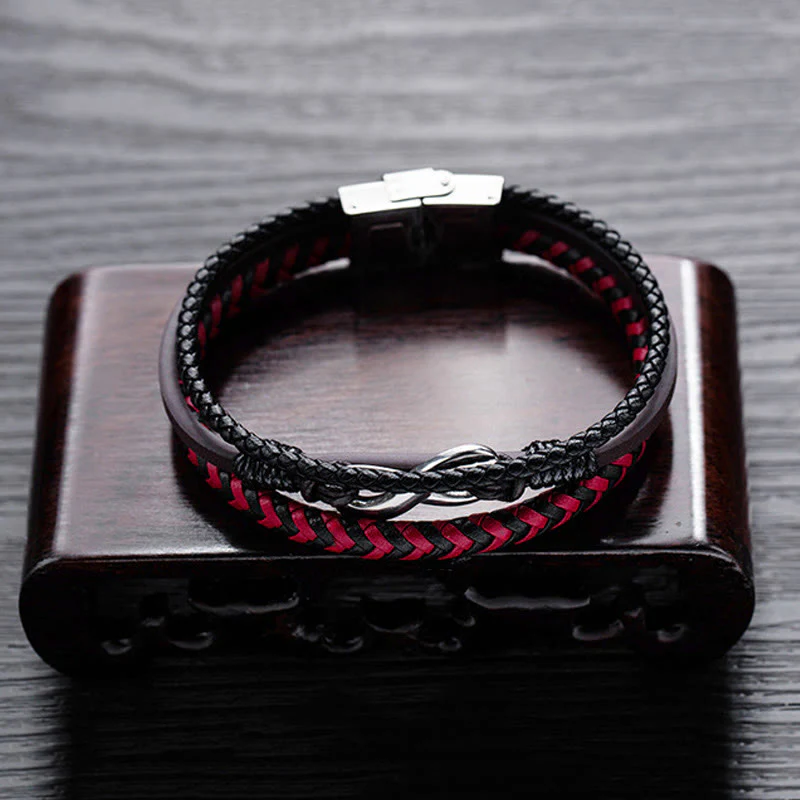 Bracciale in pelle intrecciata a tre strati con design Buddha Stones Infinitely in titanio e acciaio - Image 8