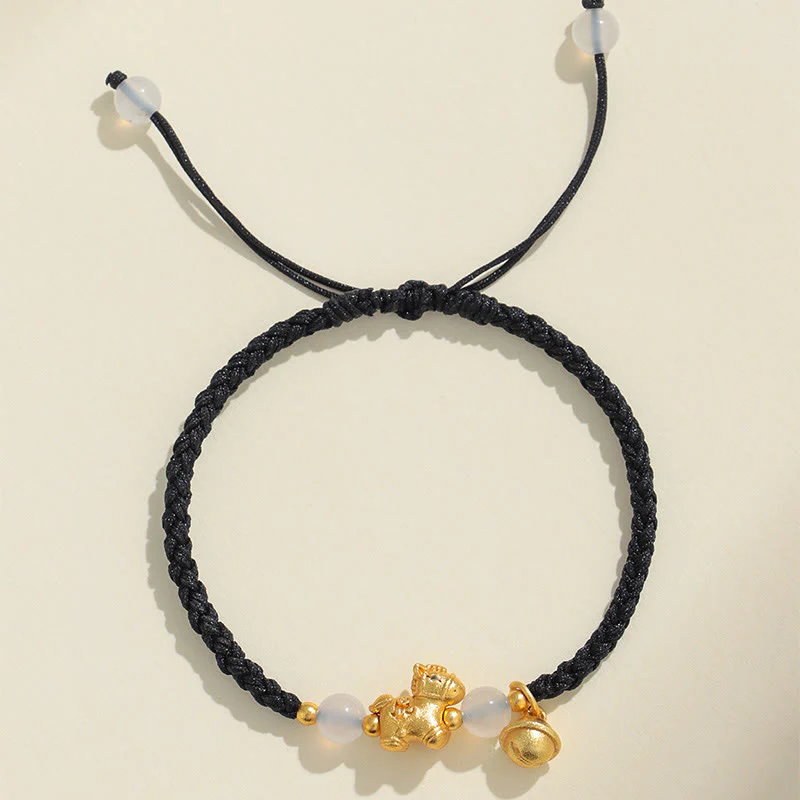 Bracciale intrecciato con agata bianca e filo rosso dell'anno del cavallo di Buddha Stones - Image 10
