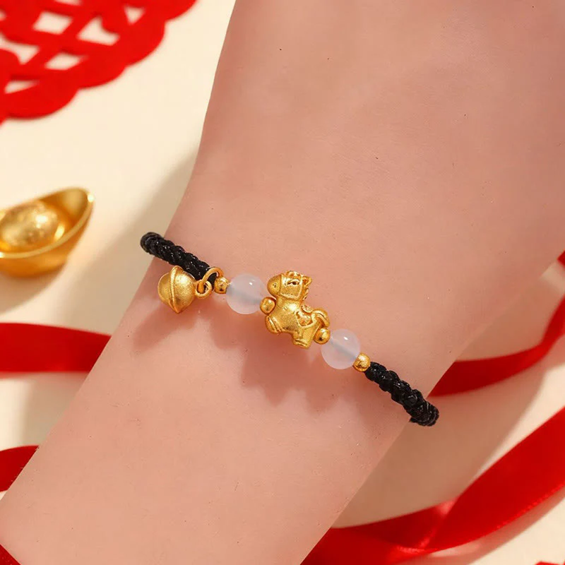 Bracciale intrecciato con agata bianca e filo rosso dell'anno del cavallo di Buddha Stones - Image 12