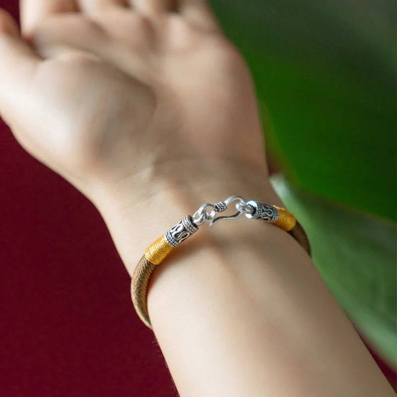 Bracciale intrecciato con amuleto Buddha Stones fatto a mano con nodo di King Kong, protezione dalla fortuna - Image 10