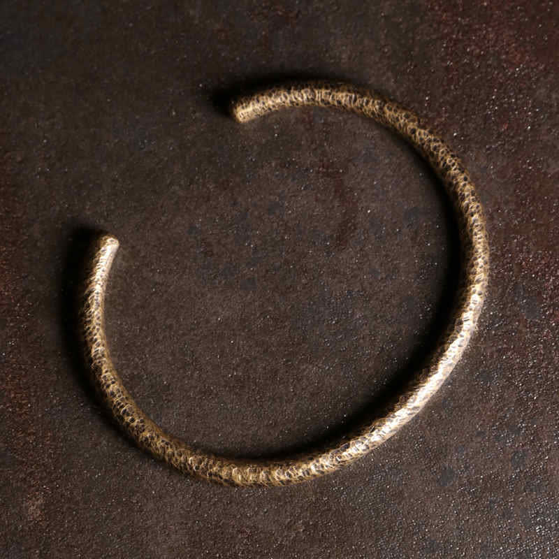 Bracciale regolabile con polsino in rame e design rustico Buddha Stones - Image 7