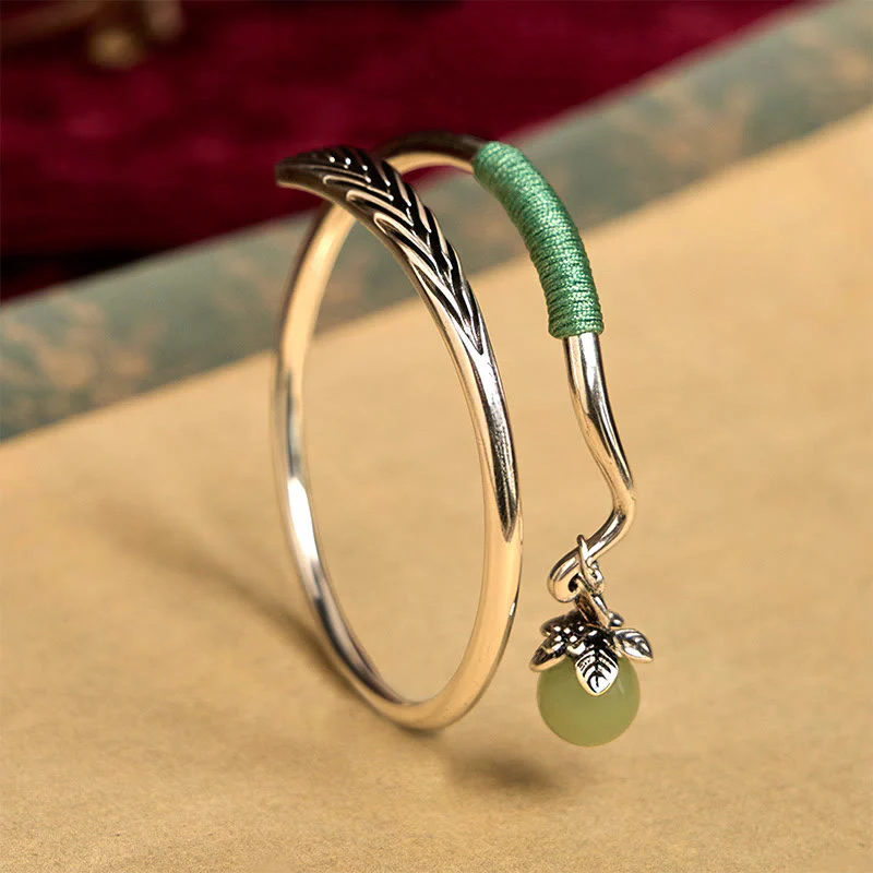 Bracciale rigido con ciondolo in lega di rame Buddha Stones e perline verdi, portafortuna