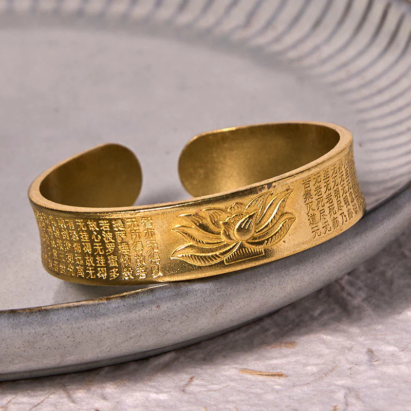 Bracciale rigido con polsino in ottone e rame con fiore di loto , Buddha Stones Heart Sutra Peace Cuff - Image 9