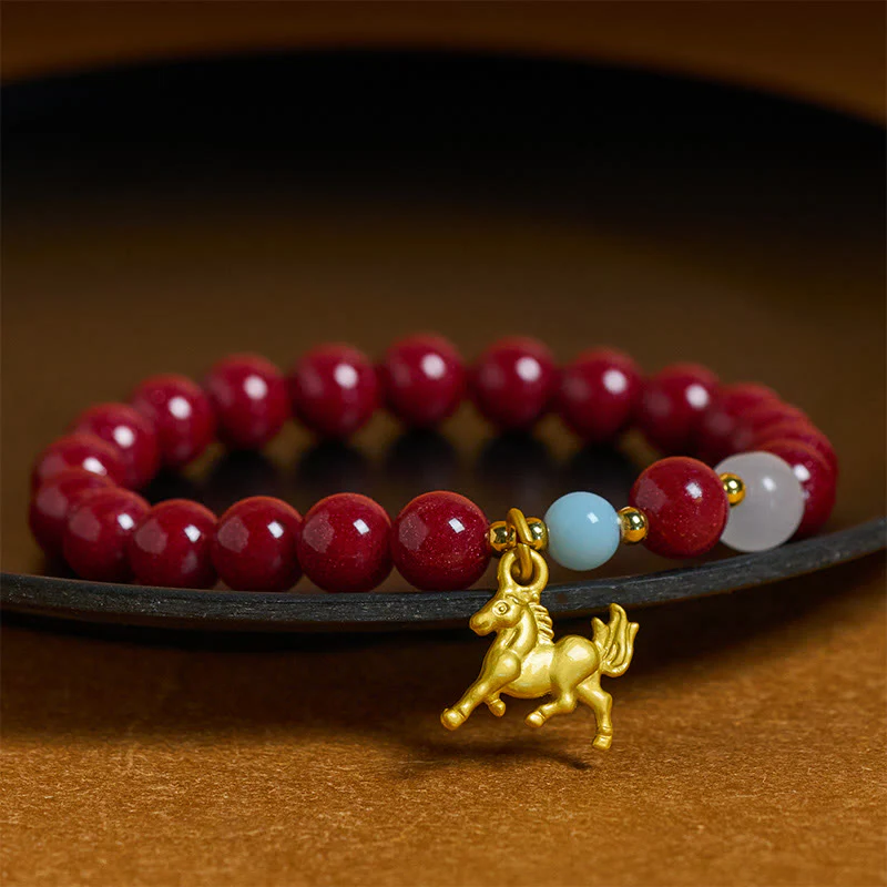 Braccialetto della benedizione del cinabro con ciondolo del cavallo in corsa dell'anno del cavallo Buddha Stones
