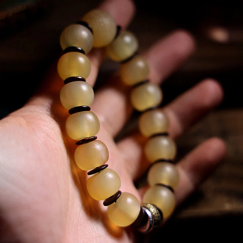Braccialetto di auspicio Om Mani Padme Hum in corno di pecora tibetano fatto a mano con Buddha Stones - Image 2
