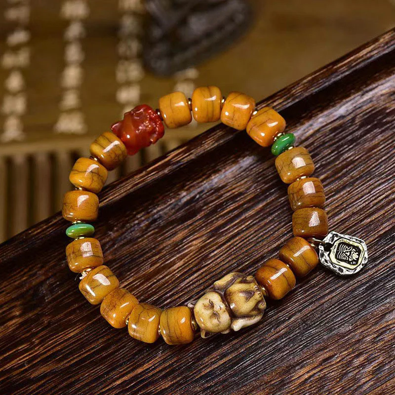 Braccialetto di equilibrio con perline di osso tibetane vintage , Buddha Stones, perline Dzi, volpe carina
