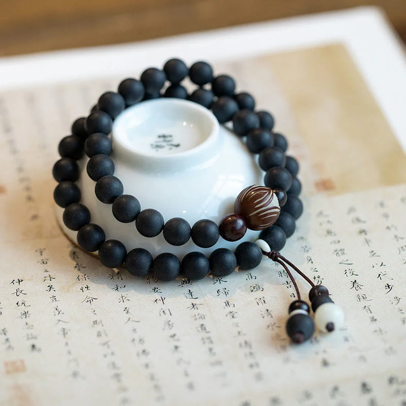 Braccialetto di guarigione Bodhi Lotus con doppio strato di cipresso tibetano Buddha Stones