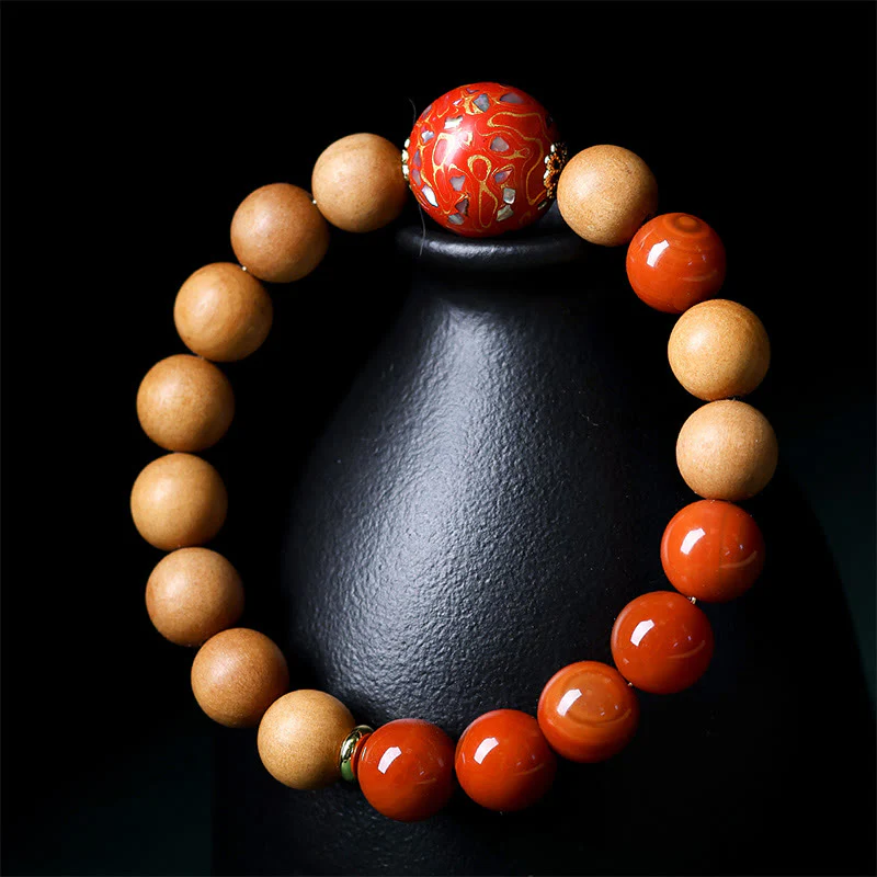 Braccialetto di protezione in agata rossa del sud, perline artigianali in lacca Buddha Stones e sandalo - Image 9
