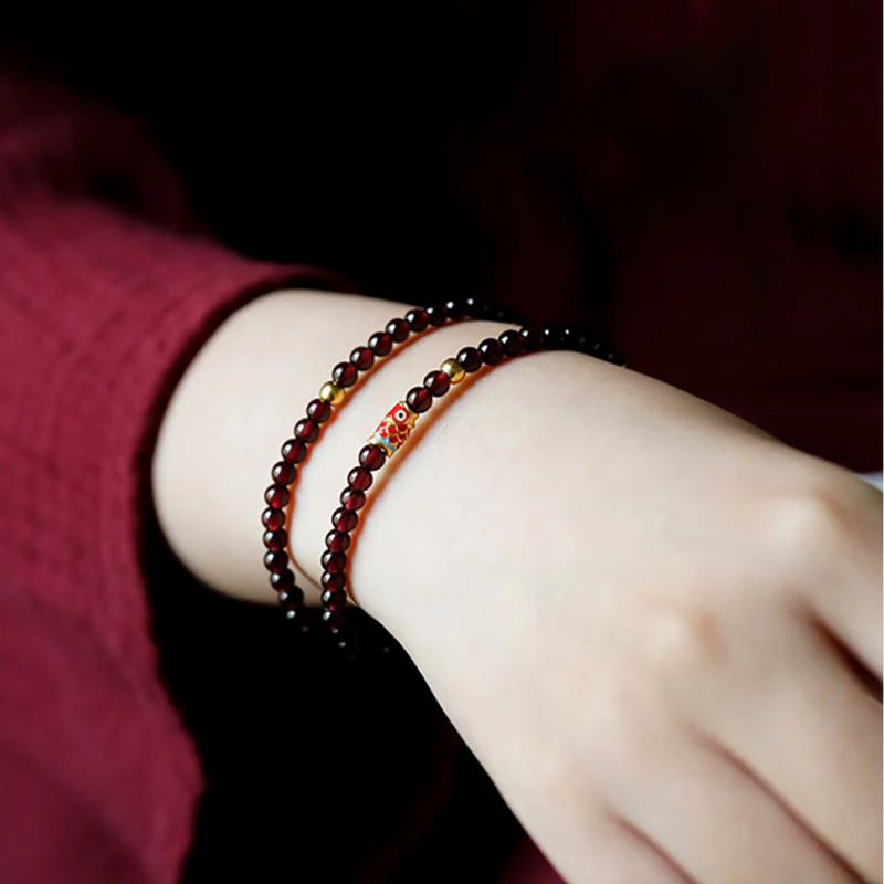 Braccialetto di protezione in granato naturale con pesce koi in oro 999 Buddha Stones - Image 14