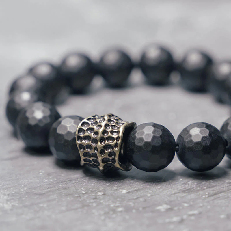 Braccialetto di protezione in ottone e rame con onice nero opaco Buddha Stones - Image 2