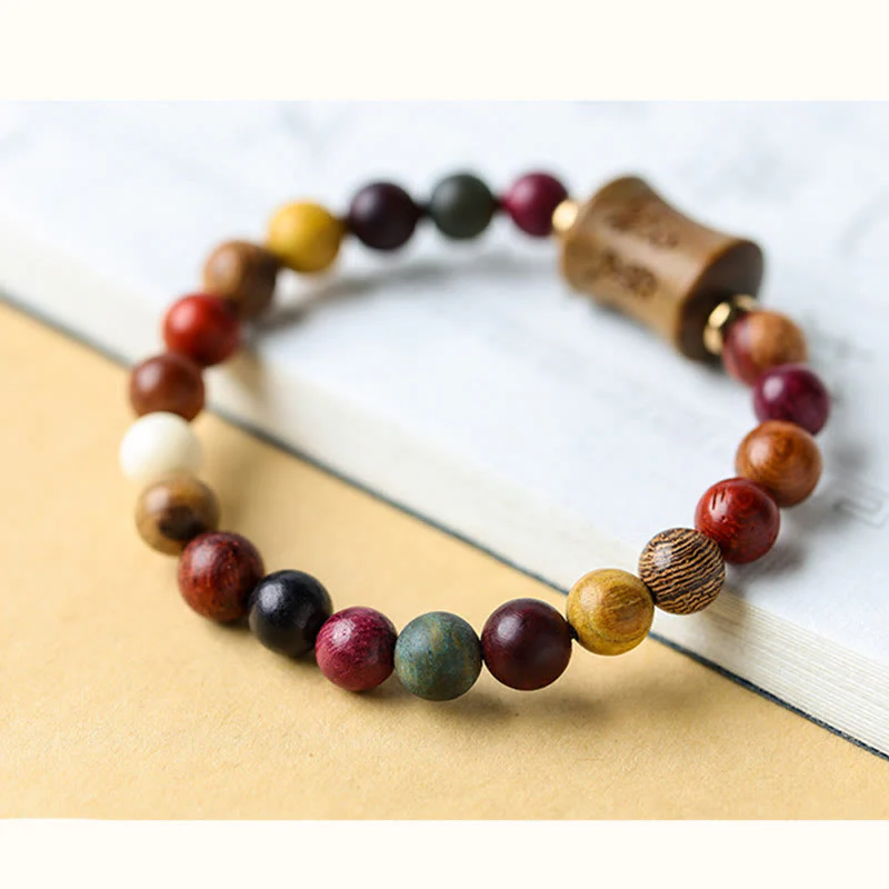 Braccialetto di protezione multicolore in legno di sandalo tibetano Om Mani Padme Hum - Image 10