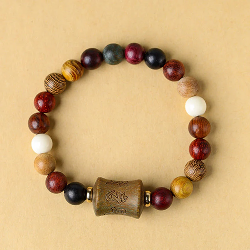 Braccialetto di protezione multicolore in legno di sandalo tibetano Om Mani Padme Hum - Image 7