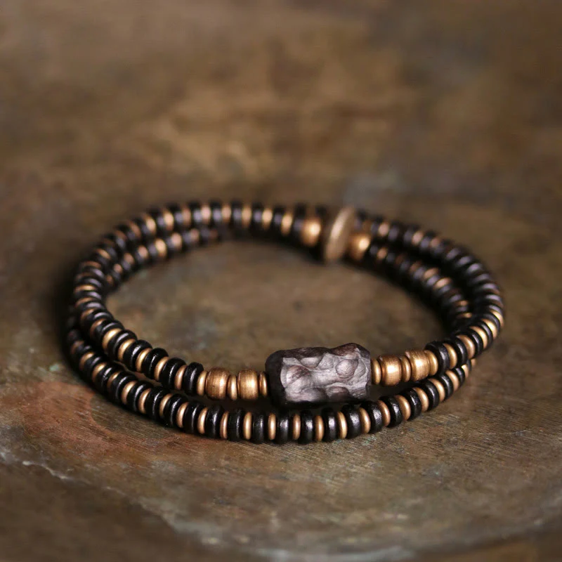 Braccialetto doppio giro calmante in ottone e rame con Buddha Stones, legno di ebano e sandalo verde