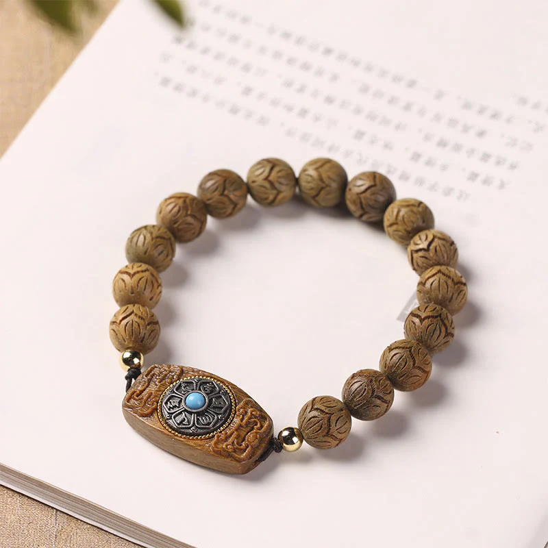 Braccialetto rilassante Om Mani Padme Hum in legno di sandalo verde e legno di ebano e sandalo Buddha Stones - Image 4