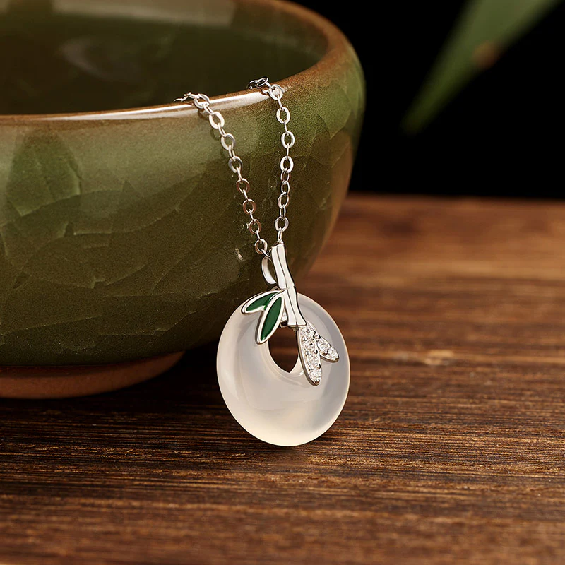 Buddha Stones 925 Sterling Silver Calcedonio Naturale Foglia di Bambù Fibbia della Pace Collana Pendente Positivo - Image 6
