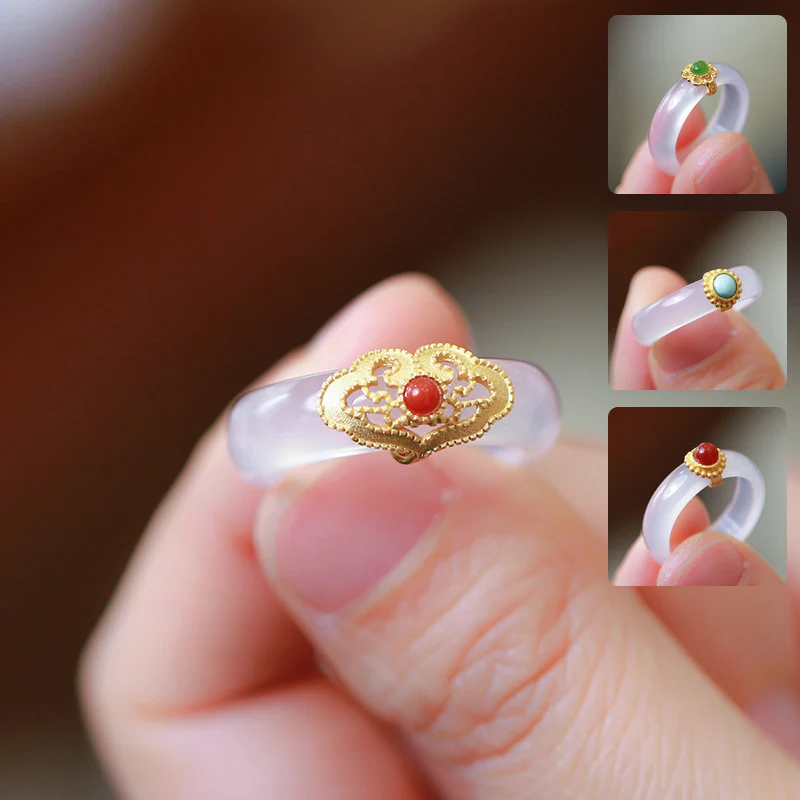 Buddha Stones Anello di protezione dalla fortuna in agata bianca, giada ciano, turchese, agata rossa