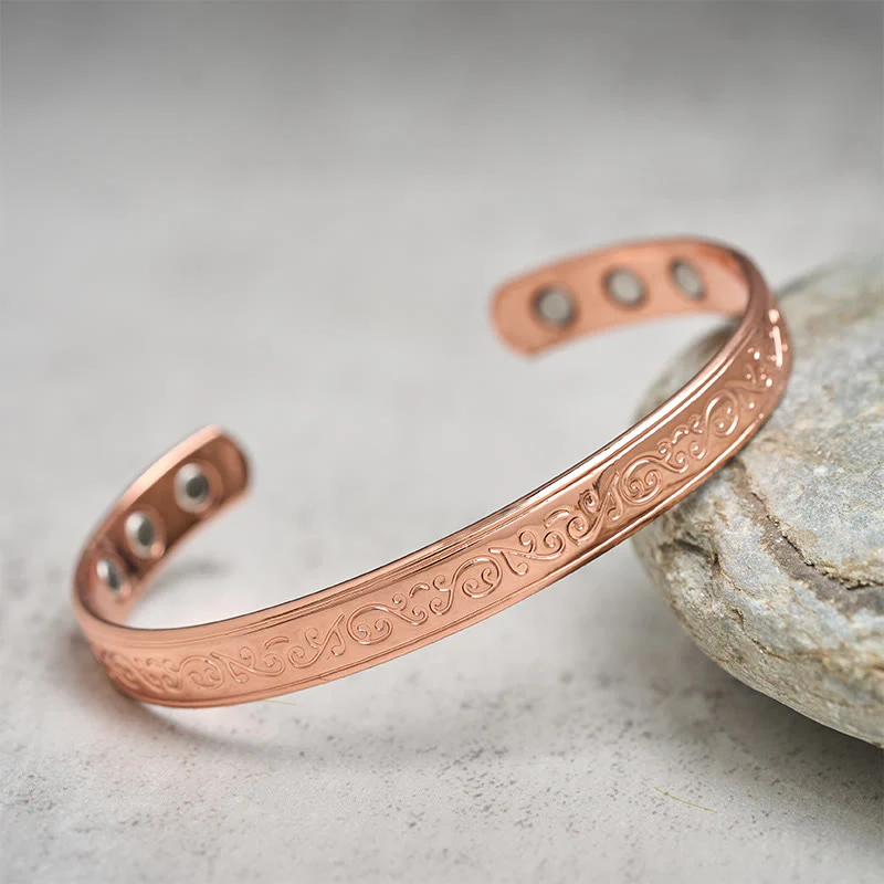Buddha Stones Bracciale rigido aperto con motivo inciso in rame - Image 10