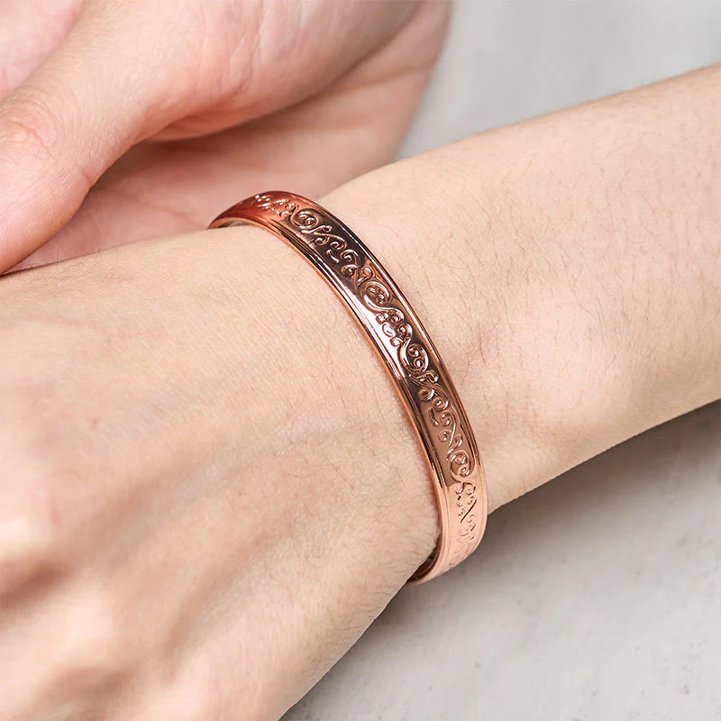 Buddha Stones Bracciale rigido aperto con motivo inciso in rame - Image 11