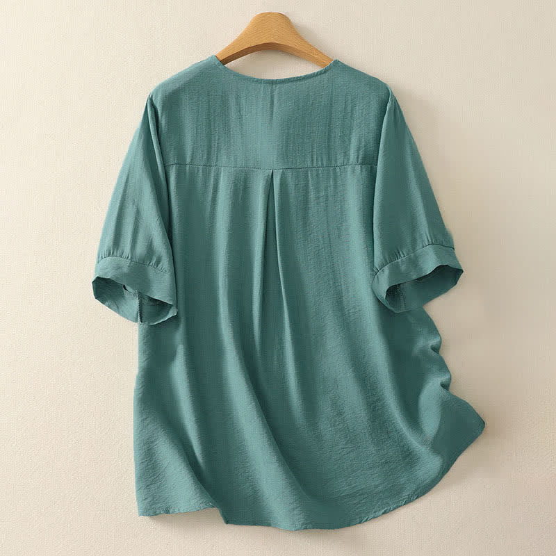 Buddha Stones Camicia da donna a maniche corte con scollo rotondo e ricamo "Summer Mountain". - Image 2