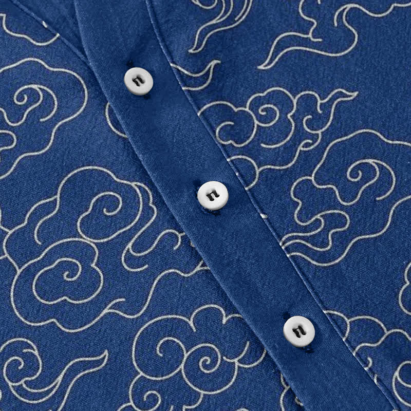 Buddha Stones Camicia da uomo a maniche corte con mezza abbottonatura e fantasia a nuvole in cotone. - Image 4