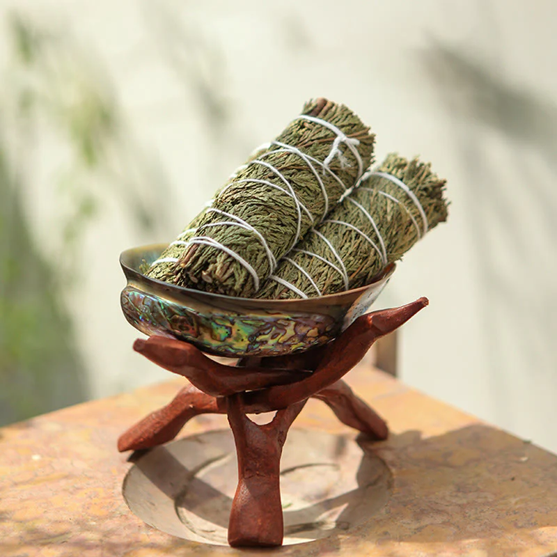 Buddha Stones Cedar Smudge Stick per la pulizia della casa Incenso Meditazione e rituali Bastoncini di cedro Bacchette di incenso - Image 4