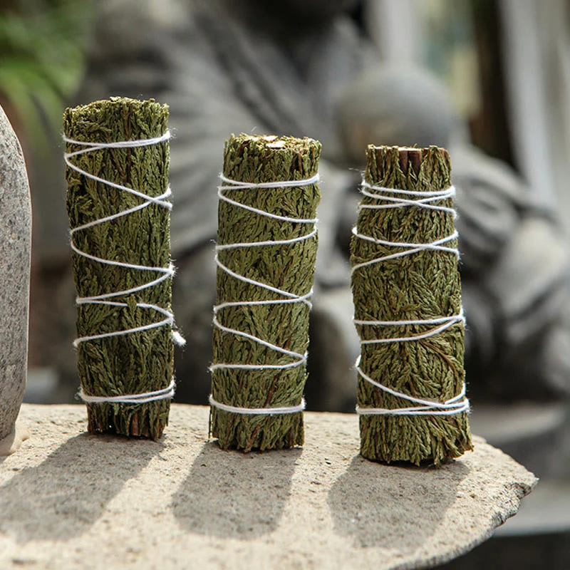 Buddha Stones Cedar Smudge Stick per la pulizia della casa Incenso Meditazione e rituali Bastoncini di cedro Bacchette di incenso - Image 6