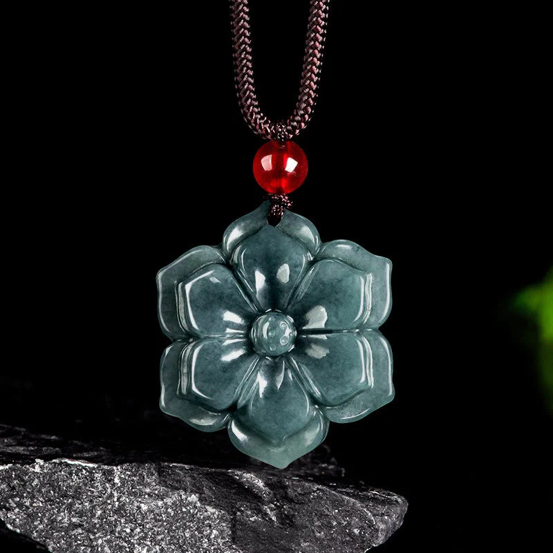 Buddha Stones Collana con pendenti della prosperità in giada con fiori di pesco