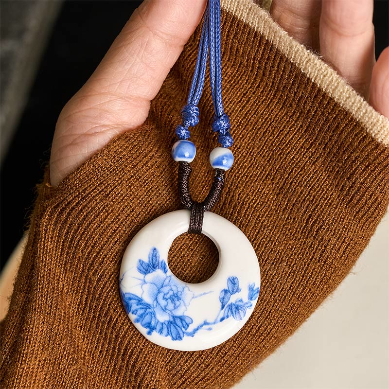 Buddha Stones con ciondolo dell'illuminazione in ceramica con simbolo di loto, simbolo etnico di peonia e fiori di pesco. - Image 9
