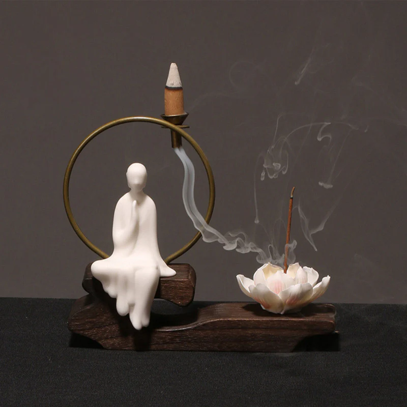 Buddha Stones Decorazione bruciatore di incenso in ceramica per meditazione curativa a forma di loto