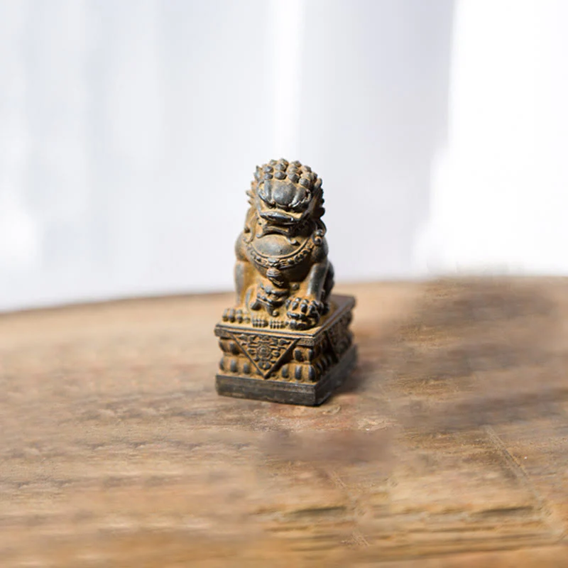 Buddha Stones fatte a mano Leone Fu Foo Cani Polvere di ferro Ruggine Statua in resina fusa Allontana il male Protezione Decorazione per la casa - Image 27