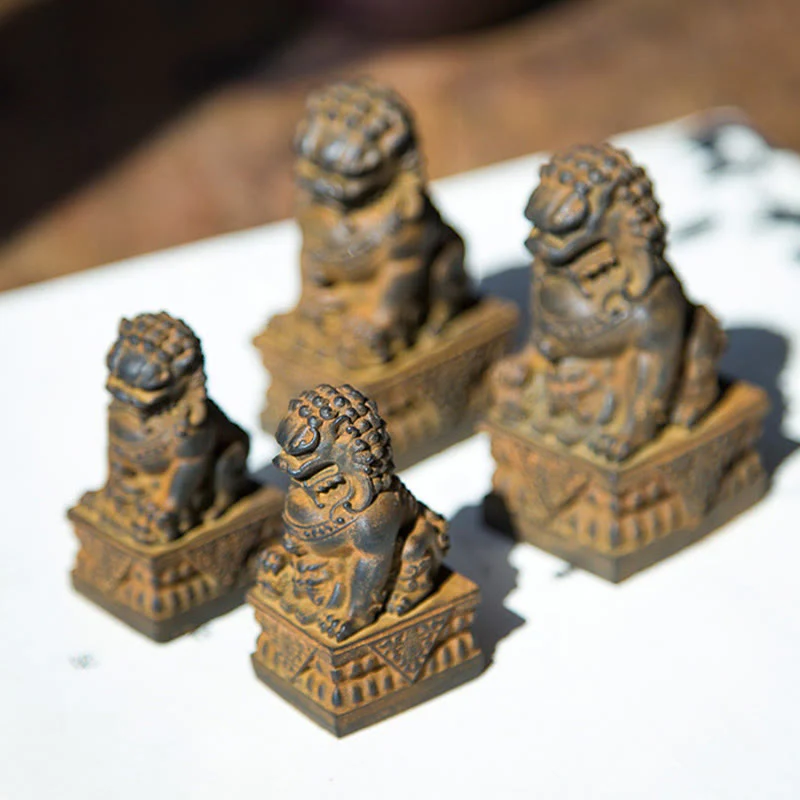 Buddha Stones fatte a mano Leone Fu Foo Cani Polvere di ferro Ruggine Statua in resina fusa Allontana il male Protezione Decorazione per la casa - Image 45