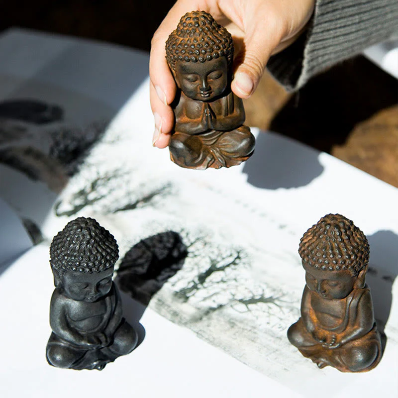 Buddha Stones fatte a mano Piccolo Buddha Sakyamuni in polvere di ferro Statua in resina fusa ruggine Decorazione - Image 22